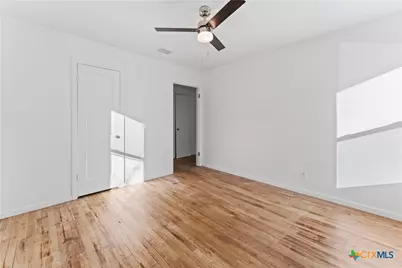 1807 S 11th Street, Temple, TX 76504 - Photo 24