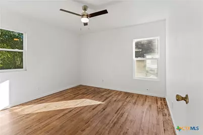 1807 S 11th Street, Temple, TX 76504 - Photo 12
