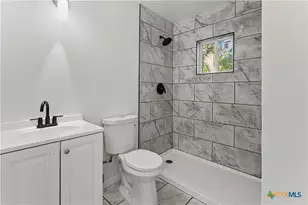 1807 S 11th St, Temple, TX 76504 - Photo 14