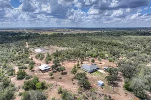 2354 Fm 2438, Seguin, TX 78155 - Photo 36