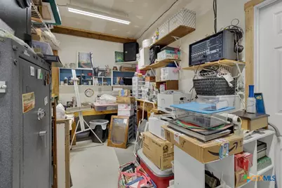 2354 Fm 2438, Seguin, TX 78155 - Photo 26