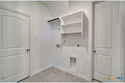 1683 Seekat Drive, New Braunfels, TX 78132 - Photo 8