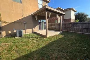 1016 Brown Rock Dr, New Braunfels, TX 78130 - Photo 22