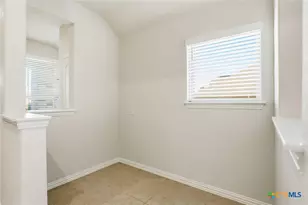 2035 Cowan Dr, New Braunfels, TX 78132 - Photo 8