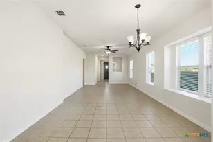 2035 Cowan Dr, New Braunfels, TX 78132 - Photo 10