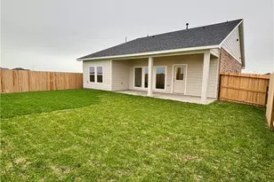 318 Cardinal Dr, Port Lavaca, TX 77979 - Photo 6