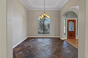 386 Wentworth, Spring Branch, TX 78070 - Photo 6