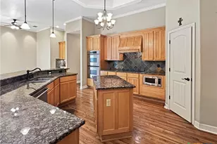 386 Wentworth, Spring Branch, TX 78070 - Photo 8