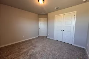 409 University Ave, Troy, TX 76579 - Photo 12