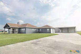 45 Blue Heron Dr, Port Lavaca, TX 77979 - Photo 2