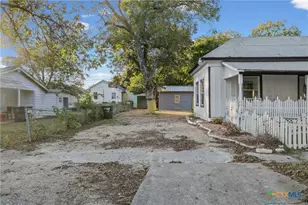 1014 S 3rd, Temple, TX 76501 - Photo 2