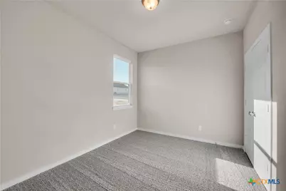 406 University Avenue, Troy, TX 76579 - Photo 8