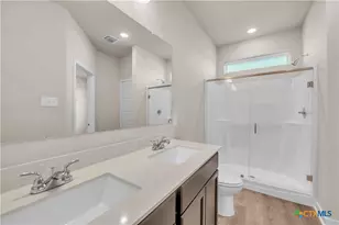 406 University Ave, Troy, TX 76579 - Photo 14