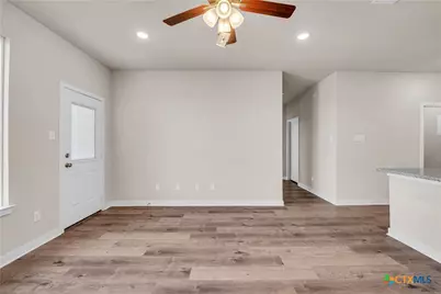 406 University Avenue, Troy, TX 76579 - Photo 18