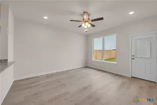 417 University Ave, Troy, TX 76579 - Photo 16