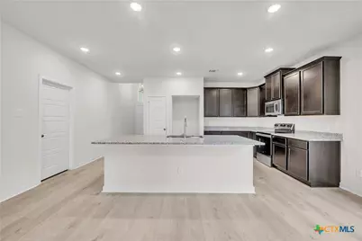 414 University Avenue, Troy, TX 76579 - Photo 24