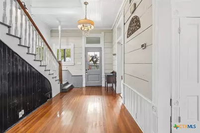 404 E 9th Avenue, Belton, TX 76513 - Photo 4