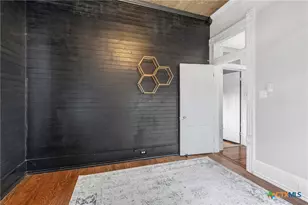 404 E 9th Ave, Belton, TX 76513 - Photo 26