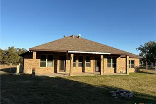 8293 County Rd 3420, Lampasas, TX 76550 - Photo 2