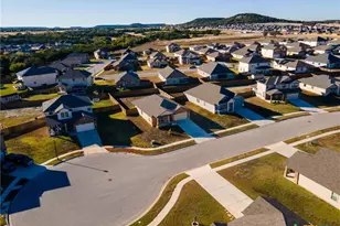 1825 Fall Creek Ct, Copperas Cove, TX 76522 - Photo 2