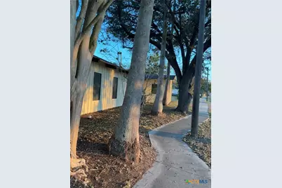 407 Wisteria Avenue, Victoria, TX 77901 - Photo 24