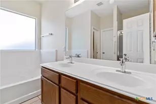 211 Blair Pl, New Braunfels, TX 78130 - Photo 24