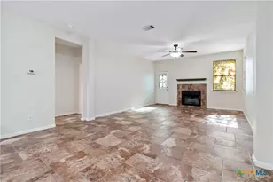 211 Blair Pl, New Braunfels, TX 78130 - Photo 4