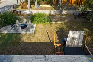 311 Torrey St, New Braunfels, TX 78130 - Photo 22