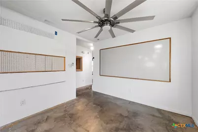 1101 E Walnut Street, Waco, TX 76704 - Photo 10