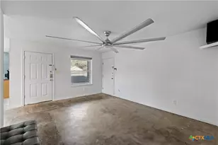 1101 E Walnut St, Waco, TX 76704 - Photo 6