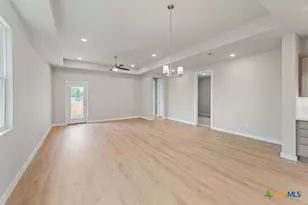 743 Langston Ln, New Braunfels, TX 78130 - Photo 10