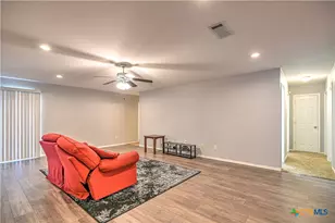 2305 Breeze Way Ln, Temple, TX 76502 - Photo 8