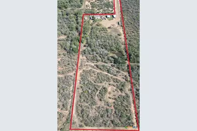 5570 Blackhill Road, Floresville, TX 78114 - Photo 18