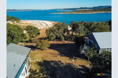 864 Lakebreeze Drive, Canyon Lake, TX 78133 - Photo 12