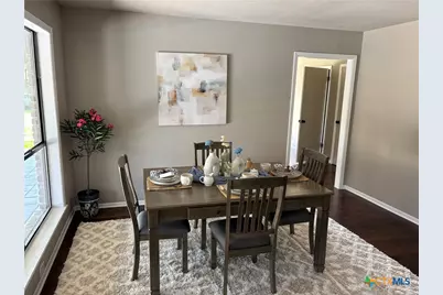 116 Newport Drive, Victoria, TX 77904 - Photo 8