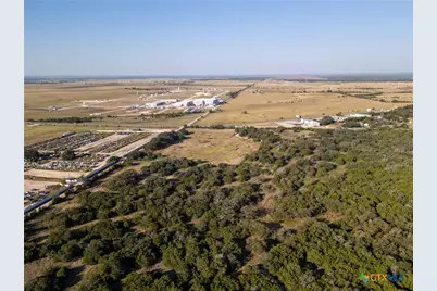 112 Loop 308, Briggs, TX 78608 - Photo 10