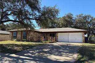 1920 Pleasant, Copperas Cove, TX 76522 - Photo 2