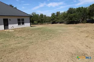 536 E Third St, Hico, TX 76457 - Photo 24