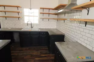 536 E Third St, Hico, TX 76457 - Photo 8