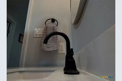 8 Marshall Road, Port Lavaca, TX 77979 - Photo 22