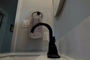 8 Marshall Rd, Port Lavaca, TX 77979 - Photo 22