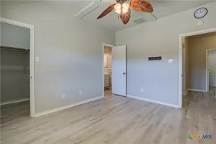 412 Shayla Ln, Canyon Lake, TX 78133 - Photo 20