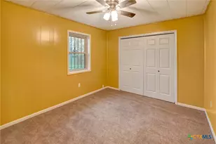 205 Lariat Ln, Victoria, TX 77901 - Photo 16