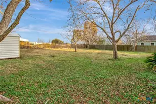 205 Lariat Ln, Victoria, TX 77901 - Photo 36