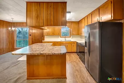 205 Lariat Lane, Victoria, TX 77901 - Photo 6