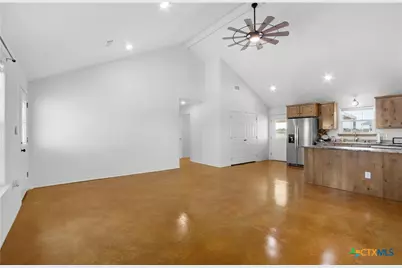302 County Road 422, Bartlett, TX 76511 - Photo 10