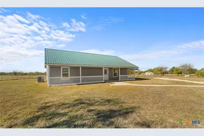 302 County Road 422, Bartlett, TX 76511 - Photo 4
