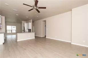 717 Holstein Dr, Belton, TX 76513 - Photo 8