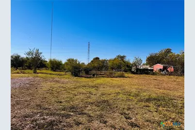 4309 Hanselman Road, Victoria, TX 77901 - Photo 2