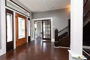 219 Thornton St, Gonzales, TX 78629 - Photo 6